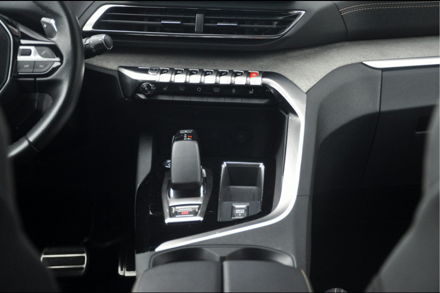 Peugeot 3008 1.6 HYbrid 225 GT | SoH 100% | Focal | Black Pack |