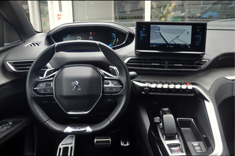 Peugeot 3008 1.6 HYbrid 225 GT | SoH 100% | Focal | Black Pack |