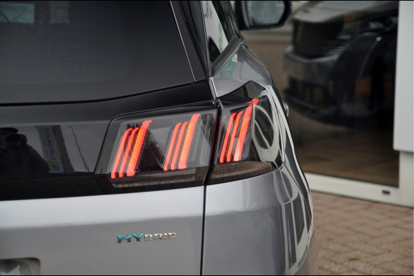 Peugeot 3008 1.6 HYbrid 225 GT | SoH 100% | Focal | Black Pack |