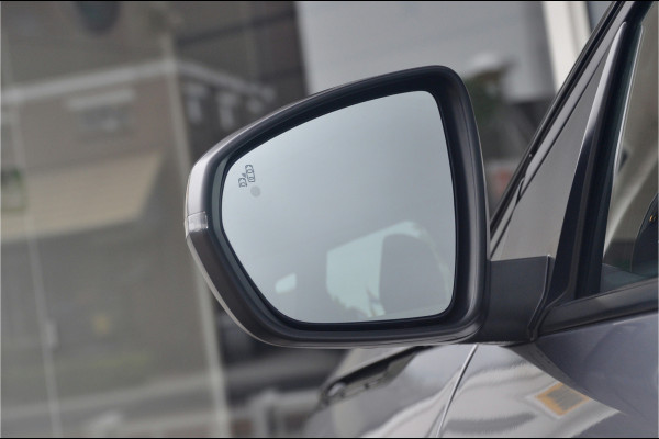 Peugeot 3008 1.6 HYbrid 225 GT | SoH 100% | Focal | Black Pack |