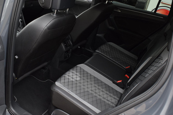 Volkswagen Tiguan 1.4 TSI eHybrid 245pk R-Line|20"|BlackStyle|Trekhk