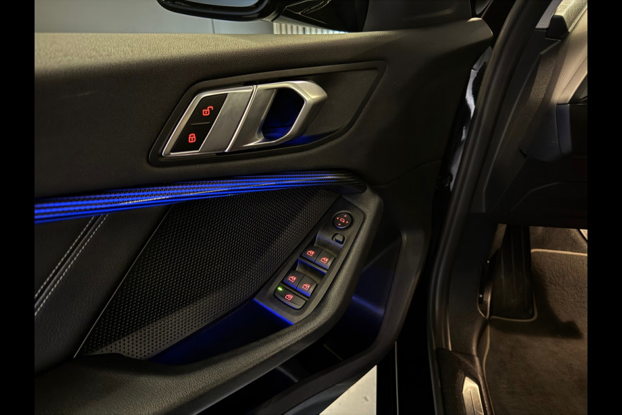 BMW 1-serie 118i Executive Edition |Digtale Dash|Automaat|Apple Carplay|Keyless|Camera