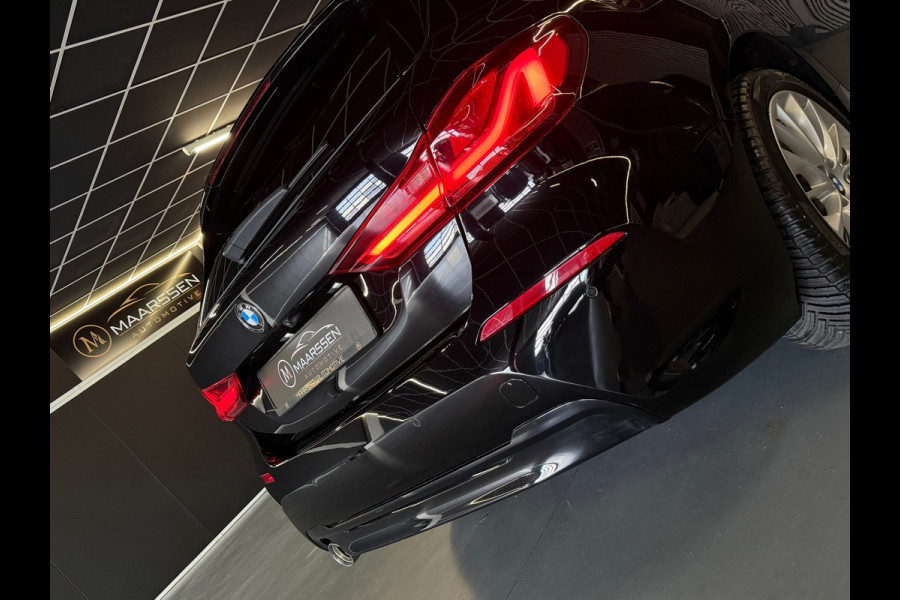 BMW 1-serie 118i Executive Edition |Digtale Dash|Automaat|Apple Carplay|Keyless|Camera