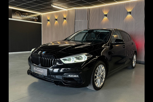 BMW 1-serie 118i Executive Edition |Digtale Dash|Automaat|Apple Carplay|Keyless|Camera