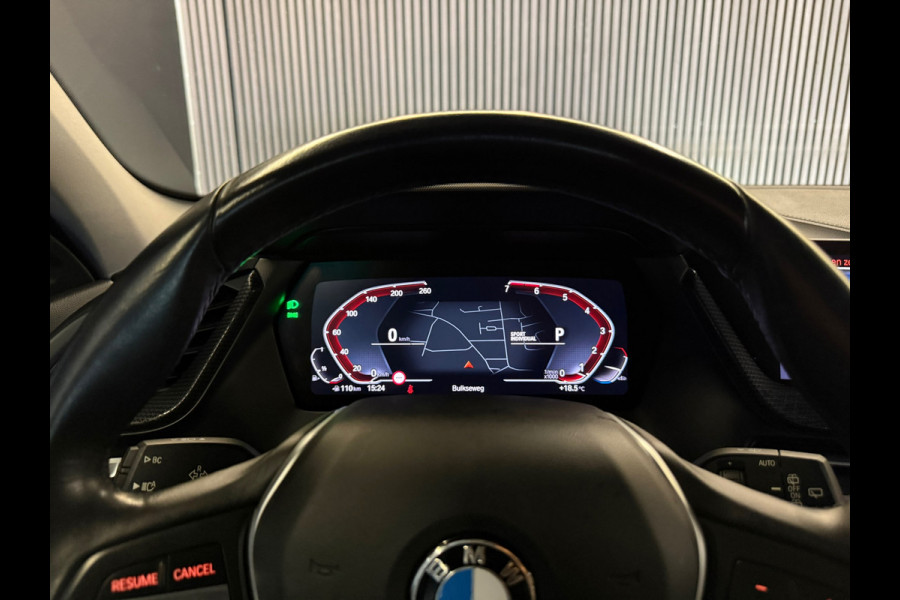 BMW 1-serie 118i Executive Edition |Digtale Dash|Automaat|Apple Carplay|Keyless|Camera