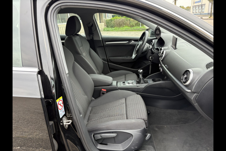 Audi A3 Sportback 30 TFSI Pro Line