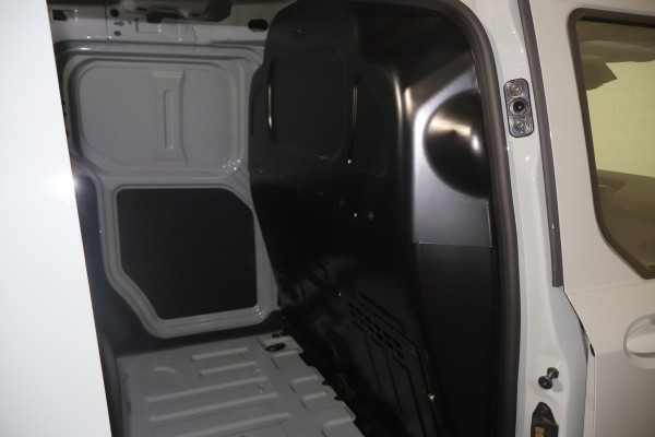 Ford E-Transit Courier Limited 44 kWh Navigatie Airco