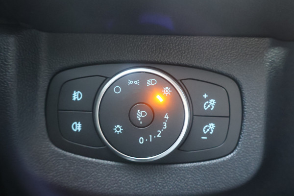 Ford E-Transit Courier Limited 44 kWh Airco