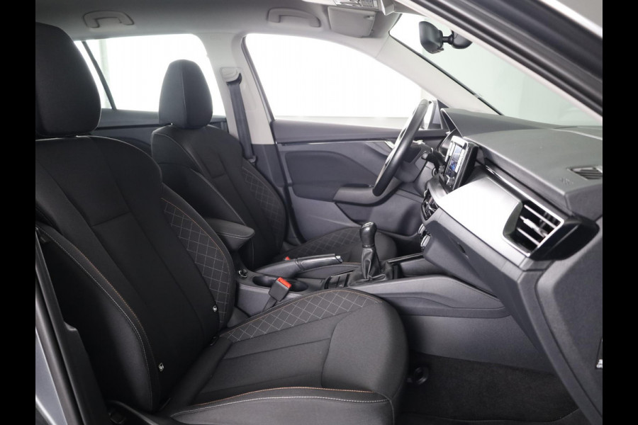 Škoda Kamiq 1.0 TSI Ambition 110 pk | Navigatie via App | Trekhaak (wegklapbaar) | Parkeersensoren achter | Cruise control | LED koplampen |
