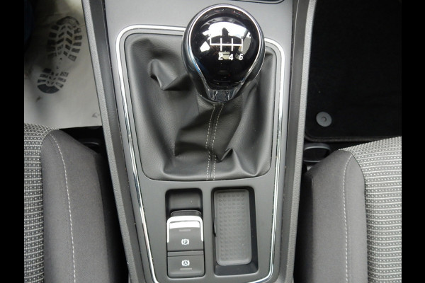 Seat Leon ST 1.0 EcoTSI STYLE*PANODAK*NAVI*CR CONTR*TREKH*