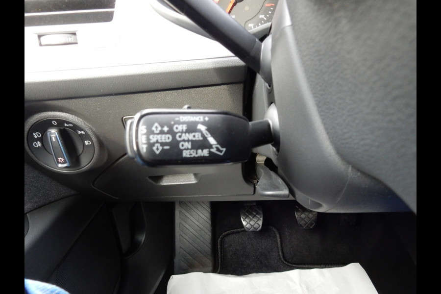Seat Leon ST 1.0 EcoTSI STYLE*PANODAK*NAVI*CR CONTR*TREKH*