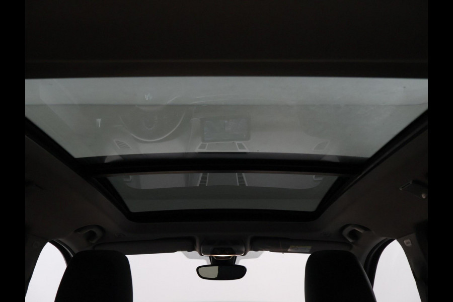BMW X1 SDRIVE 18D AUT. + PANORAMA | HARMAN/KARDON | LEDER | STOELVERWARMING
