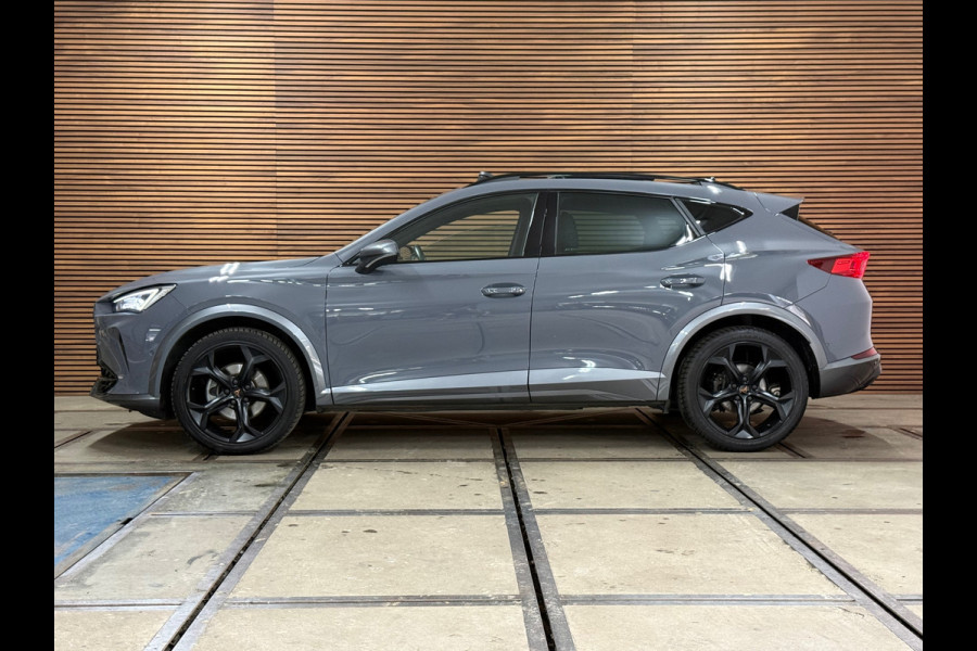 CUPRA Formentor 1.5 TSI Business Exclusive Paint | Pano | Winterpakket | Cruise adaptief | 19 Inch | Matrix Led | Virtual |