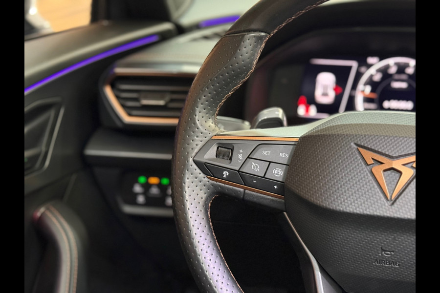 CUPRA Formentor 1.5 TSI Business Exclusive Paint | Pano | Winterpakket | Cruise adaptief | 19 Inch | Matrix Led | Virtual |