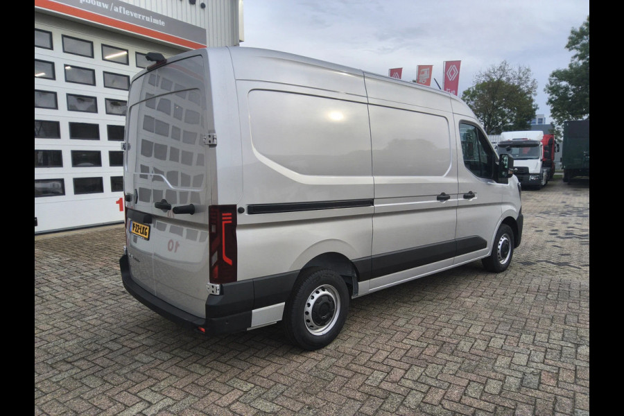 Renault Master 170.35 L2H2 - V-22-LKG - GESLOTEN GRIJS METALLIC - EURO 6 - BPM VRIJ!