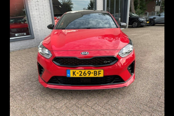 Kia ProCeed 1.6 T-GDI GT | Schuif/kanteldak | Leer | 2 sets velgen