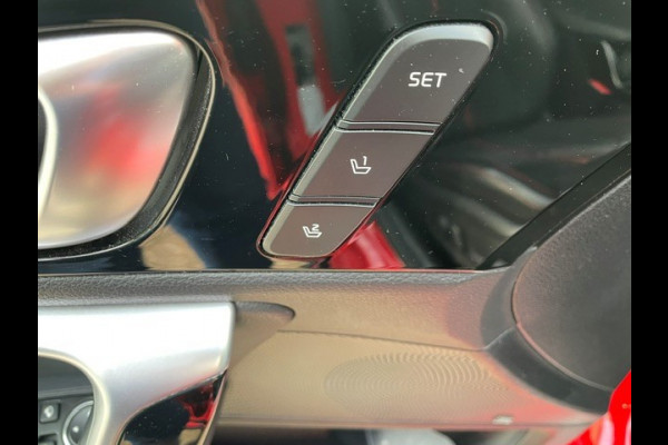 Kia ProCeed 1.6 T-GDI GT | Schuif/kanteldak | Leer | 2 sets velgen