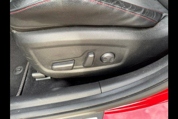 Kia ProCeed 1.6 T-GDI GT | Schuif/kanteldak | Leer | 2 sets velgen