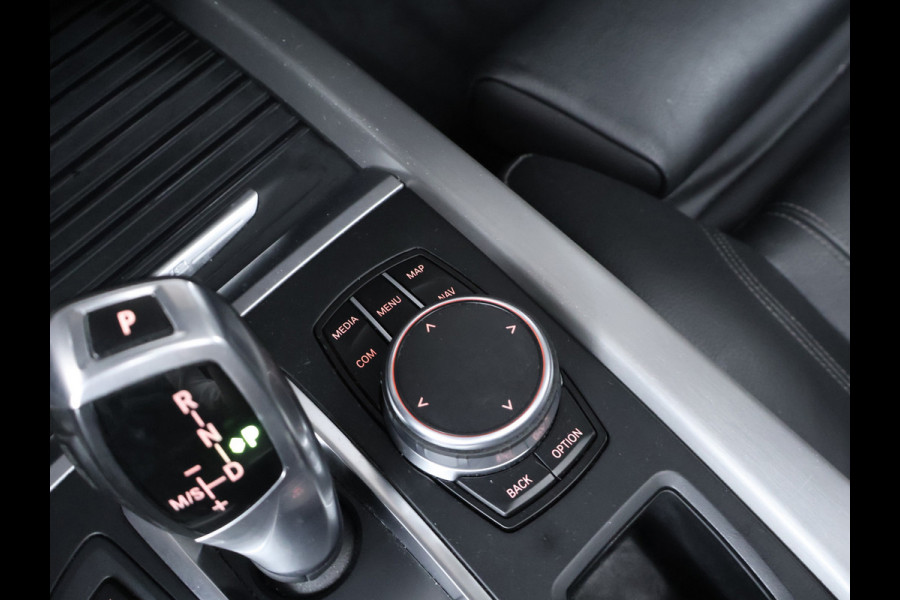 BMW X5 XDrive40e iPerformance High Executive (PANORAMADAK,CARPLAY,ELECTRSICHE STOELEN,VERWARMING,CAMERA,LED,CRUISE,GETINT)
