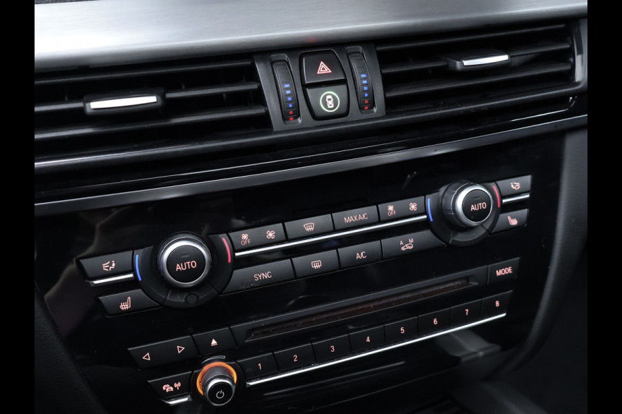 BMW X5 XDrive40e iPerformance High Executive (PANORAMADAK,CARPLAY,ELECTRSICHE STOELEN,VERWARMING,CAMERA,LED,CRUISE,GETINT)