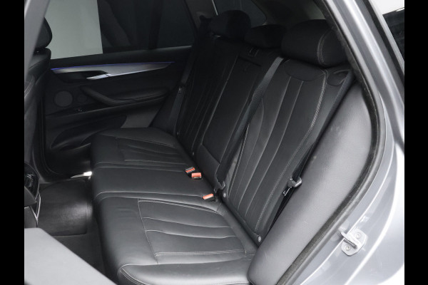 BMW X5 XDrive40e iPerformance High Executive (PANORAMADAK,CARPLAY,ELECTRSICHE STOELEN,VERWARMING,CAMERA,LED,CRUISE,GETINT)