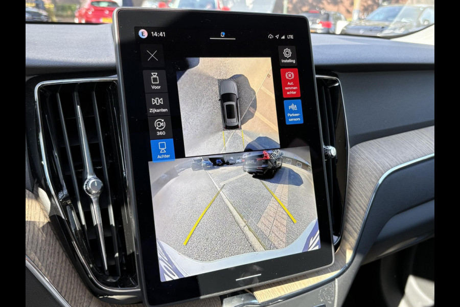 Volvo XC60 2.0 T6 Plug-in hybrid AWD Plus Dark VAN €56.900,- VOOR €54.877,-|  HEAD-UP DISPLAY | 2026!| HARMAN KARDON| PANO| MEMORY STOELEN| PILOT ASSIST| 360 CAMERA|