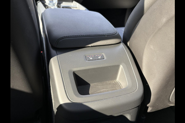 Volvo XC60 2.0 T6 Plug-in hybrid AWD Plus Dark VAN €56.900,- VOOR €54.877,-|  HEAD-UP DISPLAY | 2026!| HARMAN KARDON| PANO| MEMORY STOELEN| PILOT ASSIST| 360 CAMERA|