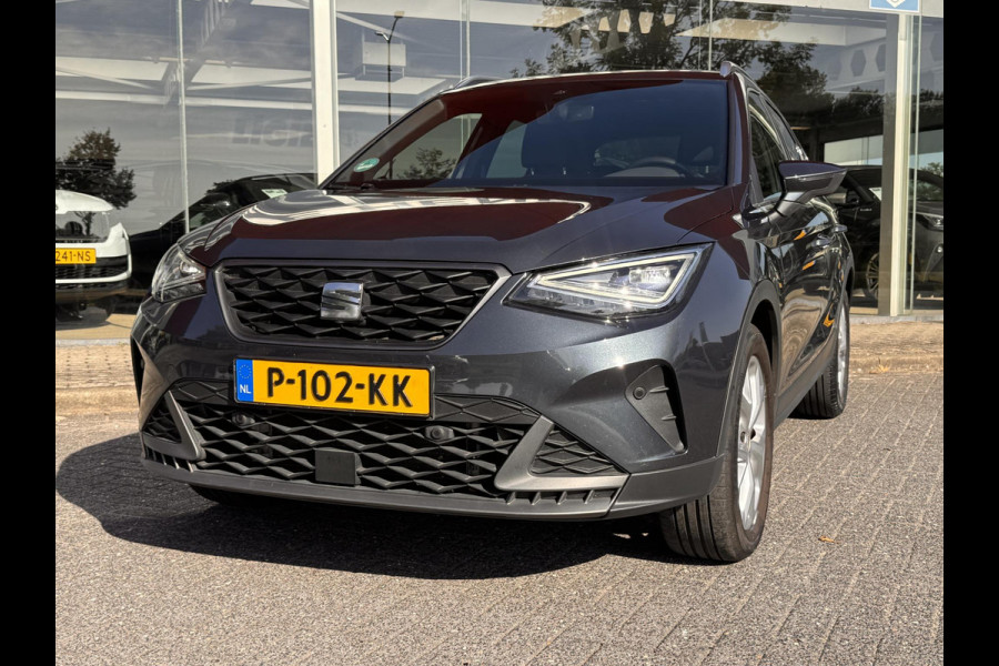 Seat Arona 1.5 TSI EVO FR Business Intense Plus | Trekhaak | Stoelverwarming | LM 17 inch | Full Led | Camera |