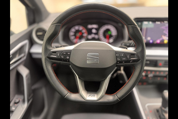 Seat Arona 1.5 TSI EVO FR Business Intense Plus | Trekhaak | Stoelverwarming | LM 17 inch | Full Led | Camera |