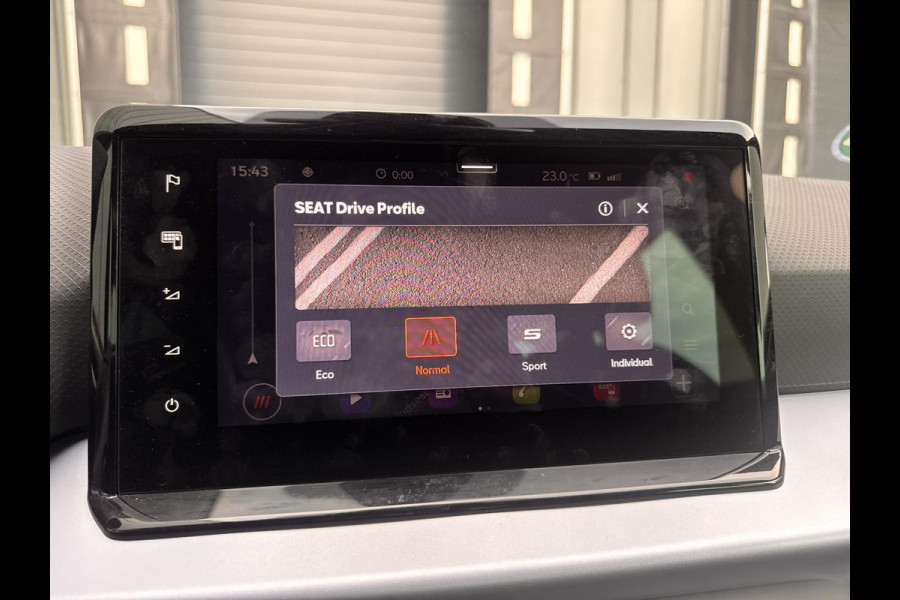 Seat Arona 1.5 TSI EVO FR Business Intense Plus | Trekhaak | Stoelverwarming | LM 17 inch | Full Led | Camera |