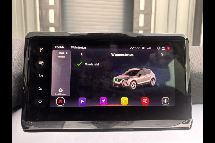 Seat Arona 1.5 TSI EVO FR Business Intense Plus | Trekhaak | Stoelverwarming | LM 17 inch | Full Led | Camera |