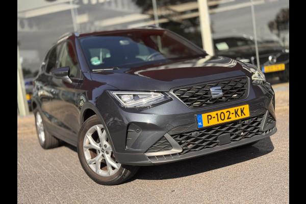 Seat Arona 1.5 TSI EVO FR Business Intense Plus | Trekhaak | Stoelverwarming | LM 17 inch | Full Led | Camera |
