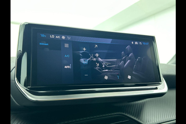 Peugeot 2008 1.2 PureTech 130pk Automaat Allure Navigatie Apple Carplay/Android Auto 360 camera Parkeersensoren Blind Spot Assist Adaptive Cruise Control Stoelverwarming