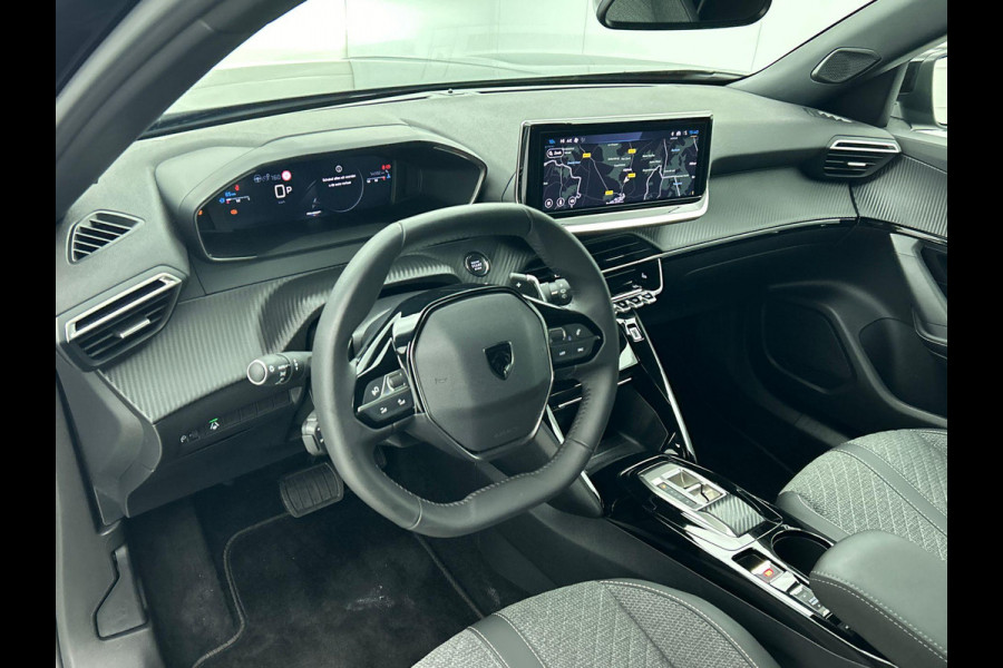 Peugeot 2008 1.2 PureTech 130pk Automaat Allure Navigatie Apple Carplay/Android Auto 360 camera Parkeersensoren Blind Spot Assist Adaptive Cruise Control Stoelverwarming