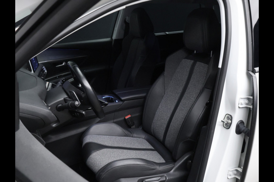 Peugeot 5008 1.2 PureTech Allure Sport (APPLE CARPLAY,NAVI,CAMERA,360 VIEW,CLIMATE,CRUISE,GETINT,LED,SPORTSTOELEN,LM VELGEN)