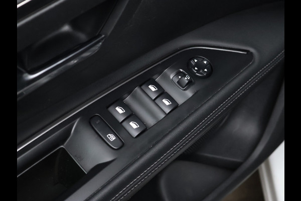 Peugeot 5008 1.2 PureTech Allure Sport (APPLE CARPLAY,NAVI,CAMERA,360 VIEW,CLIMATE,CRUISE,GETINT,LED,SPORTSTOELEN,LM VELGEN)
