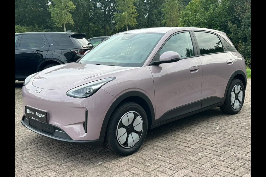 GEELY E2 Max 47.14 kWh 81 PK |  345 Km actieradius | Verwarmbare voorstoelen en stuurwiel | Achteruitrijcamera en parkeersensoren achter | 8,8″ digitaal instrumentenpaneel en 14,6″ multimediascherm met Flyme Auto | 2026