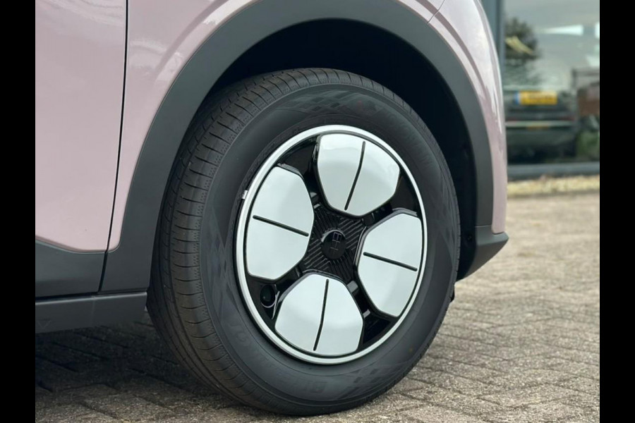 GEELY E2 Max 47.14 kWh 81 PK |  345 Km actieradius | Verwarmbare voorstoelen en stuurwiel | Achteruitrijcamera en parkeersensoren achter | 8,8″ digitaal instrumentenpaneel en 14,6″ multimediascherm met Flyme Auto | 2026