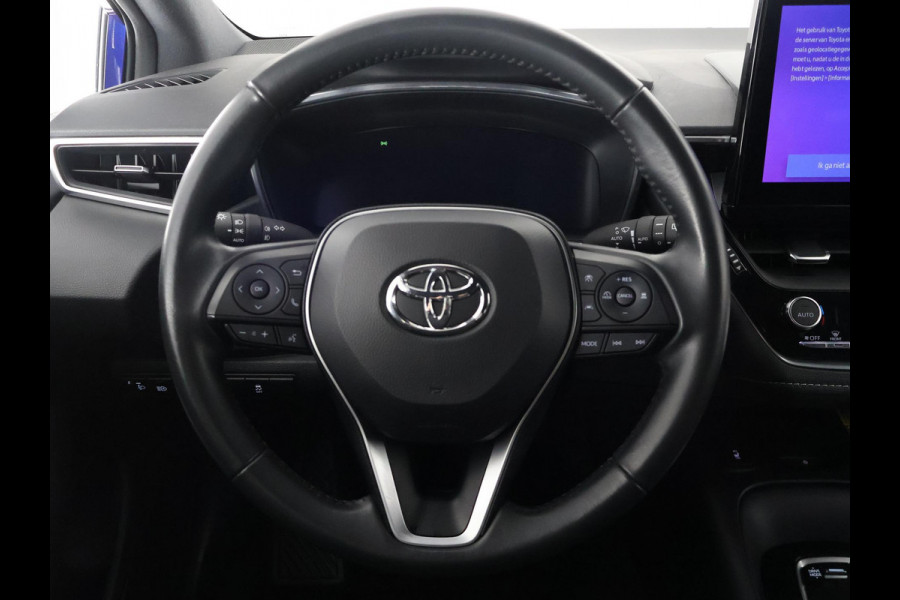 Toyota Corolla Touring Sports 1.8 Hybrid Business Luxury | Stoelverwarming | Parkeersensoren | Draadloze telefoon lader | Privacy Glass |