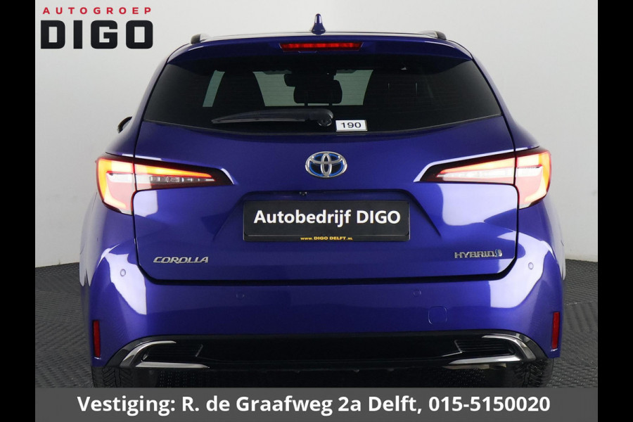 Toyota Corolla Touring Sports 1.8 Hybrid Business Luxury | Stoelverwarming | Parkeersensoren | Draadloze telefoon lader | Privacy Glass |