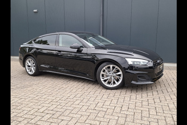 Audi A5 Sportback 40 TFSI Business Edition * Navigatiesysteem * AUTOMAAT * Elektrische kofferklep *