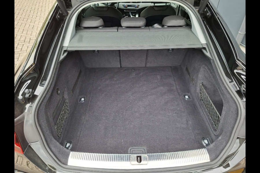 Audi A5 Sportback 40 TFSI Business Edition * Navigatiesysteem * AUTOMAAT * Elektrische kofferklep *