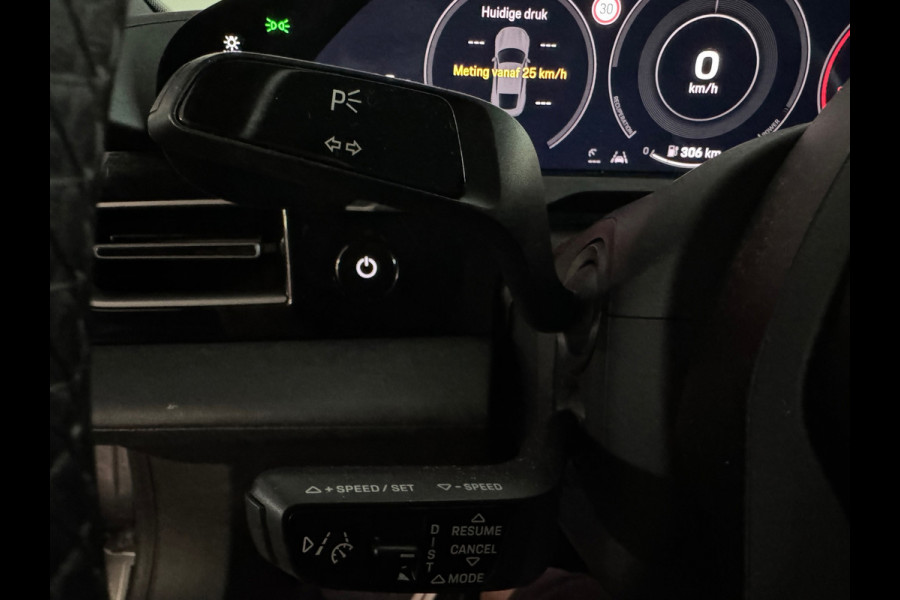 Porsche Taycan 4S Performance 84 kWh Pano|BTW|Keyl|Lift|Memory