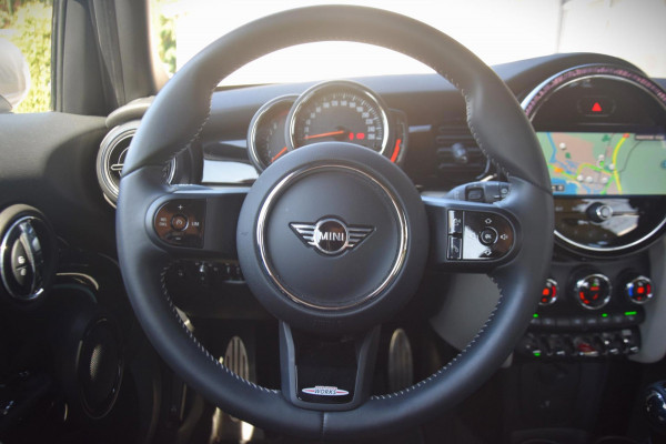 MINI Cooper 1.5 John Cooper Works JCW