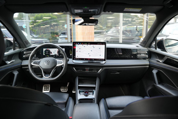 Volkswagen Tiguan 1.5 eHybrid R-Line Business Pano Leer Massage NL auto