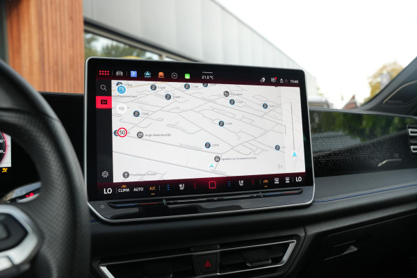Volkswagen Tiguan 1.5 eHybrid R-Line Business Pano Leer Massage NL auto