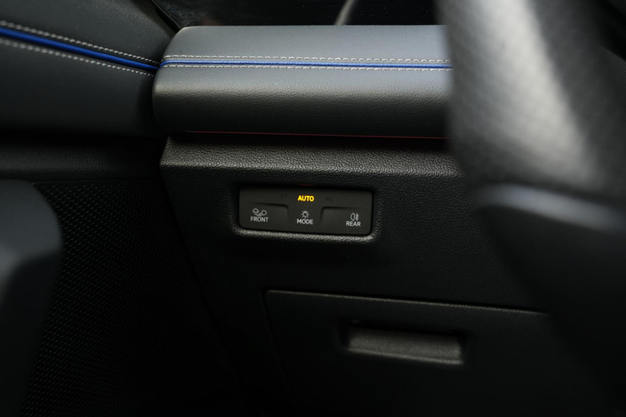 Volkswagen Tiguan 1.5 eHybrid R-Line Business Pano Leer Massage NL auto