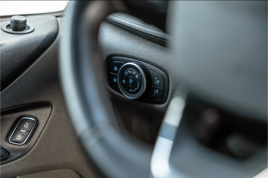 Ford Transit Custom 300 2.0 TDCI | Automaat | Raptor Edition | L+R Schuifdeur | CarPlay | Camera | Navigatie | Stoelverwarming | Trekhaak | Nieuwe APK