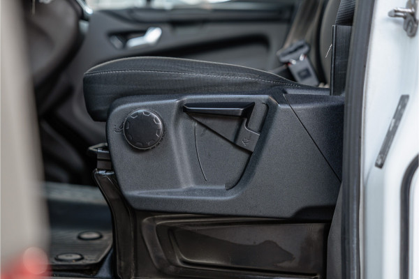 Ford Transit Custom 300 2.0 TDCI | Automaat | Raptor Edition | L+R Schuifdeur | CarPlay | Camera | Navigatie | Stoelverwarming | Trekhaak | Nieuwe APK
