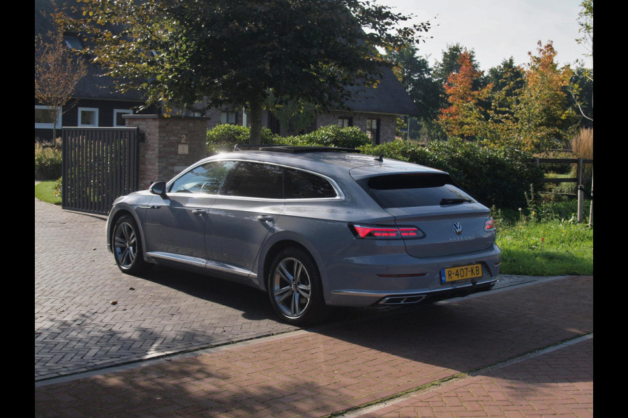 Volkswagen Arteon Shooting Brake 1.4 TSI eHybrid R-Line Business+ | Panoramadak | Trekhaak | Camera | Apple Carplay | Sfeerverlichting |